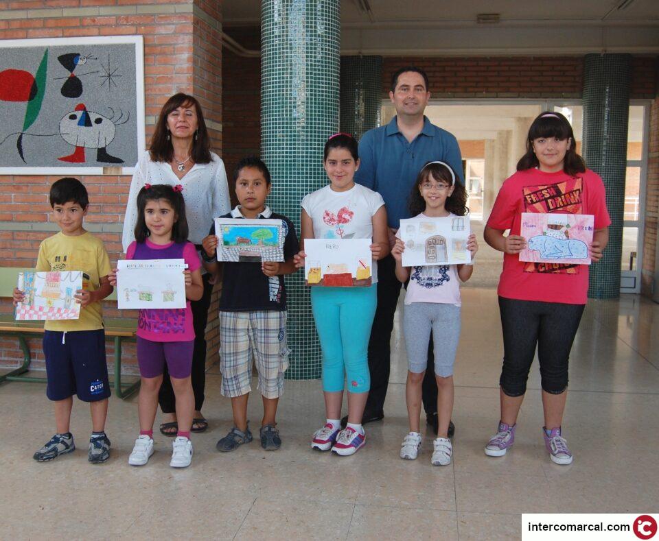 La concejalía de Cultura del Ayuntamiento de Monforte del Cid organizó un concurso de pintura en el Colegio Jorge Juan con motivo de la celebración del día internacional de los museos