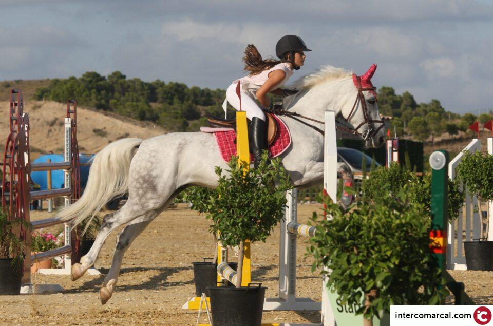La jinete monfortina Leire Fernández campeona de España por equipos