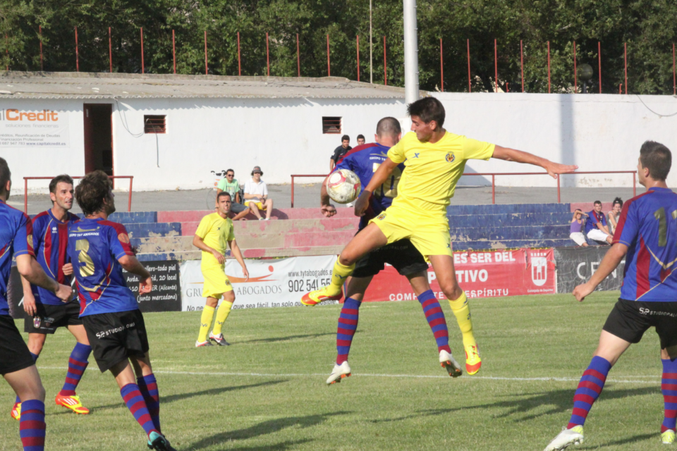 El Eldense empata a uno con el Villarreal B dando una gran imagen