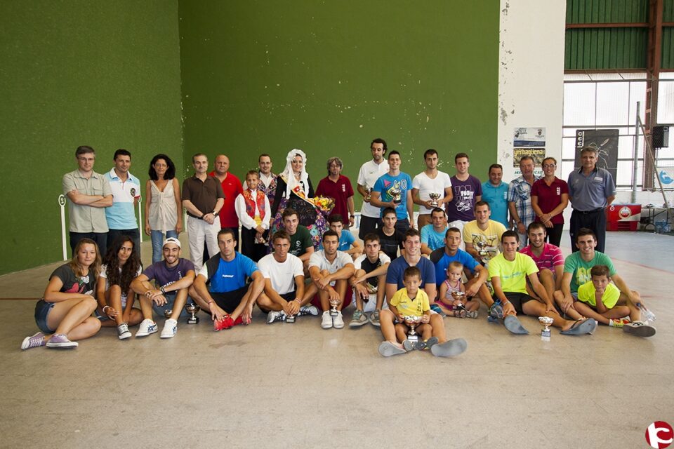 El pasado fin de semana se celebró el V ABIERTO FRONTENIS OLIMPICO CENTRO EXCURSINISTA ELDENSE - IV MEMORIAL JOSE LUIS ORTEGA ACEDO