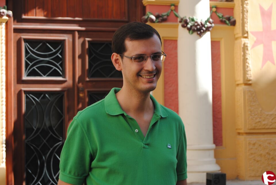 Ayto de Novelda: El equipo de Gobierno califica de infantil que el PSOE intente atribuirse el mérito por la renuncia de la paga extra de Navidad anunciada por la alcaldesa