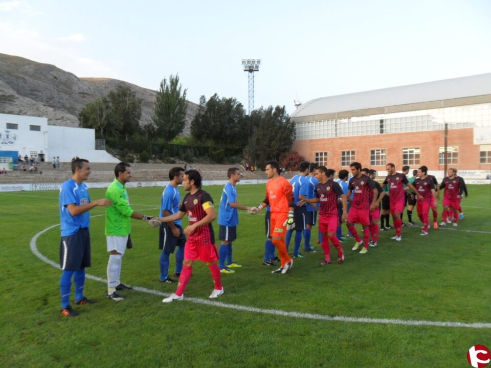 EL VILLENA PLANTA CARA AL HERCULES DE SEGUNDA DIVISION