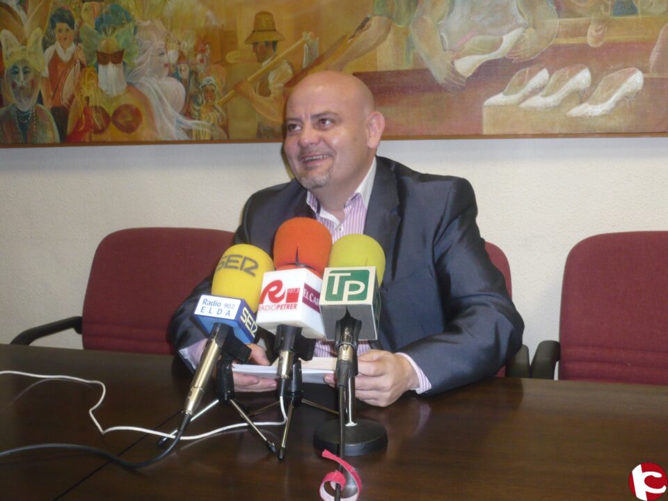 El Ayuntamiento logra que el trazado de línea de alta tensión varíe y no afecte a los vecinos de Petrer