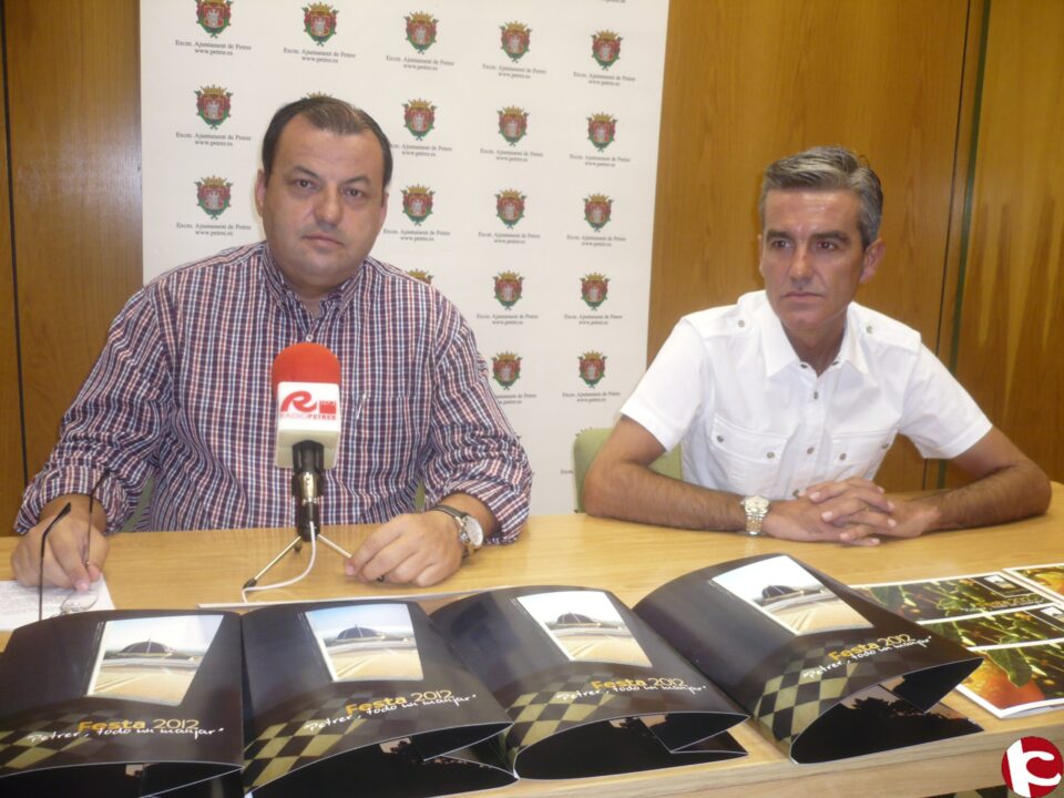 La revista Festa 2012 recoge la gastronomía como elemento cultural y tradicional de Petrer