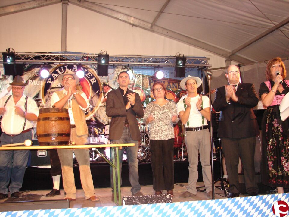 El pasado jueves 25 de octubre tuvo lugar la inauguración del OKTOBERFEST de Calpe