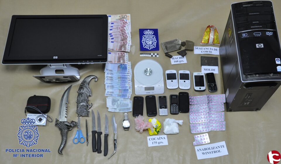 La Policía Nacional ha desarticulado cuatro puntos de venta de droga en las localidades de Elda y Petrer