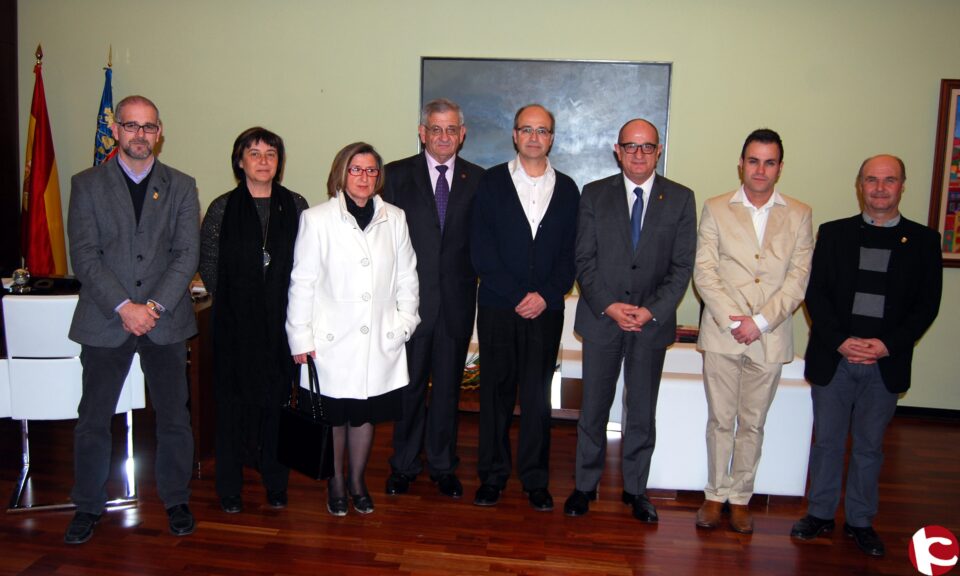 El presidente del Comité Olímpico Español visita Villena con motivo del Trofeo Internacional de orientación