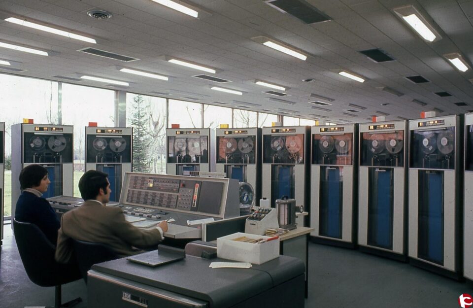 Estudiantes de arquitectura de la UA analizan las necesidades y posibilidades de la Isla alicantina