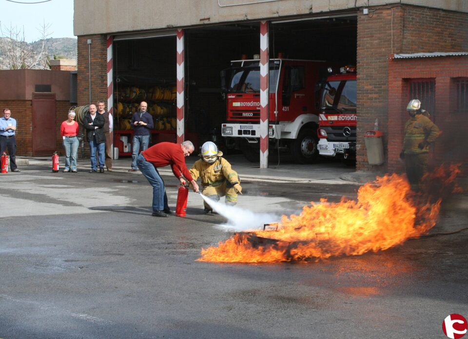 El Hospital de Elda actualiza el Plan de Autoprotección para asegurar una respuesta adecuada a las emergencias