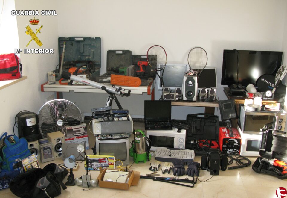 La Guardia Civil desmantela un grupo organizado delictivo que operaba en la zona de Medio Vinalopó