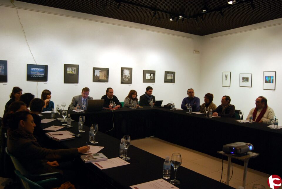 Reunión con el sector turístico local para definir las estrategias de aprovechamiento de la estación del AVE