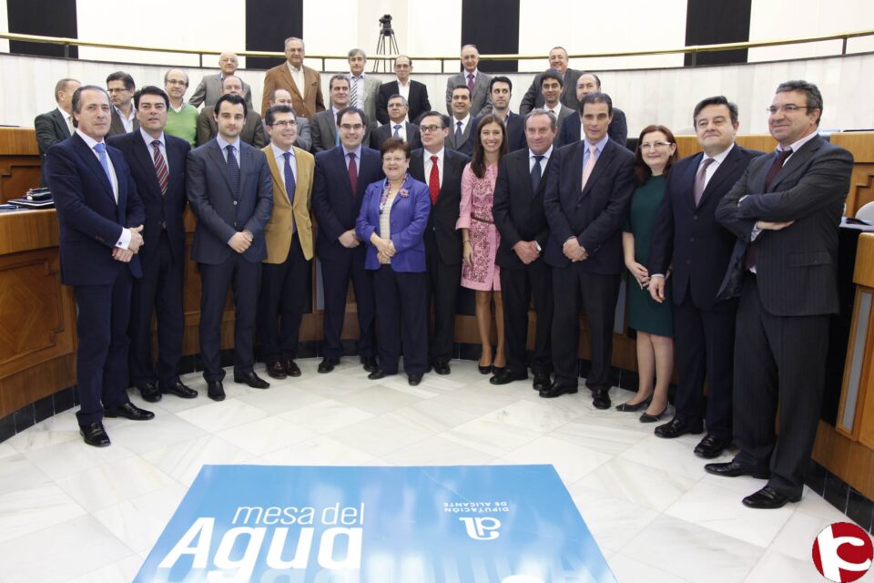 Pastor da un carácter técnico a la Mesa del Agua para analizar el borrador del Plan que garantiza el Tajo-Segura