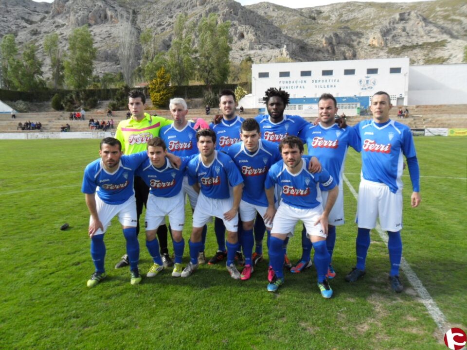 EL VILLENA TOCA FONDO. PIERDE ANTE EL COLISTA.