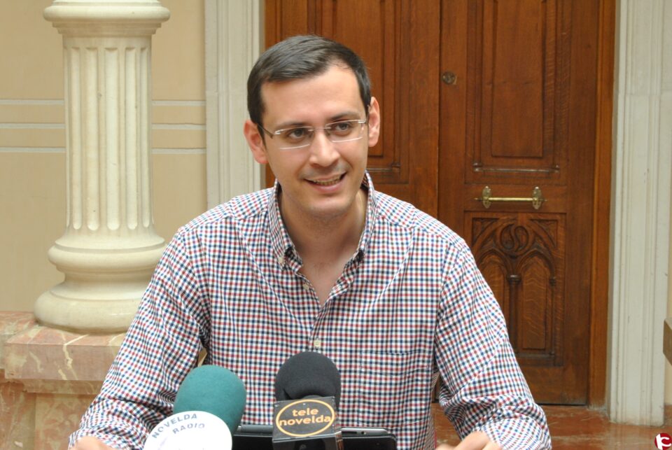 El concejal de Educación recuerda que hay dos meses para la elección de centro antes de la matriculación de los nuevos alumnos