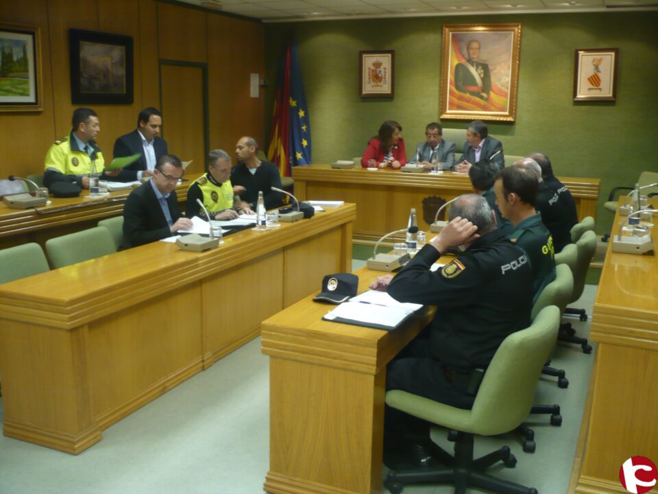 Cerca de 120 efectivos policiales velarán por la seguridad en Moros y Cristianos