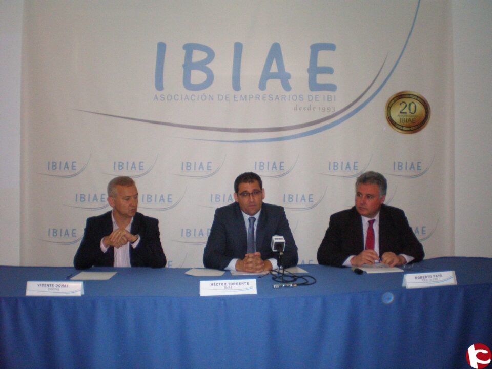 ENRÉDATE 2013
