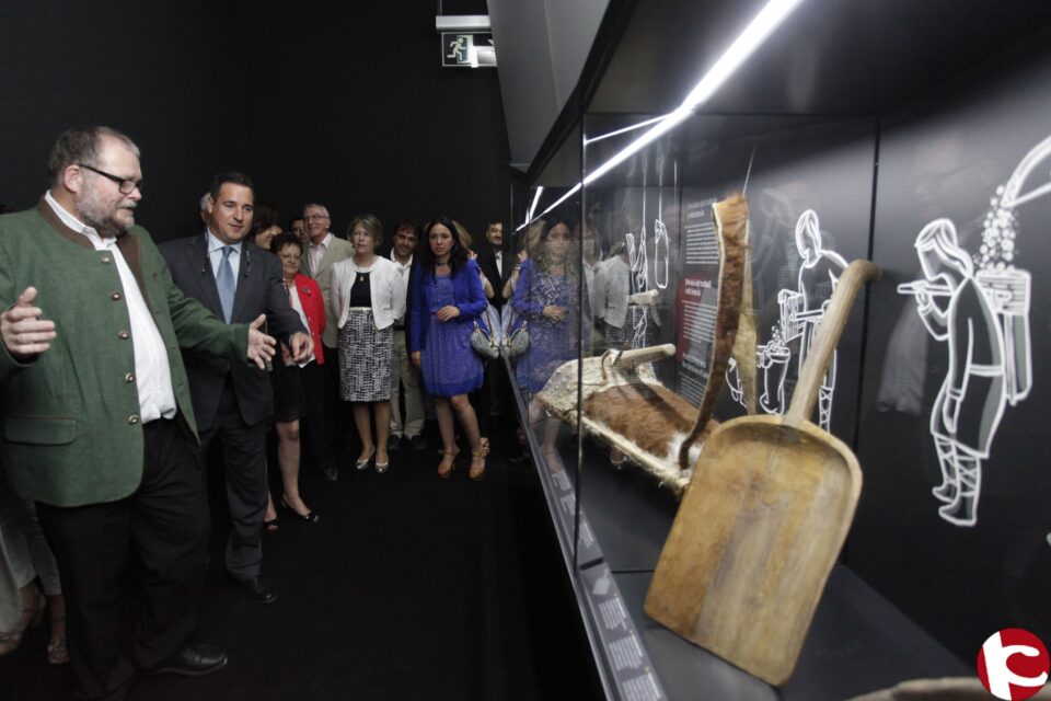 La presidenta de la Diputación de Alicante Luisa Pastor inauguró ayer por la tarde