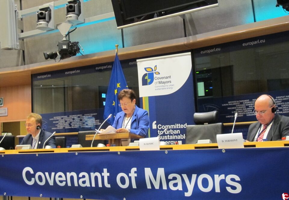 Luisa Pastor defiende en Bruselas el liderazgo de la provincia en ahorro energético y sostenibilidad