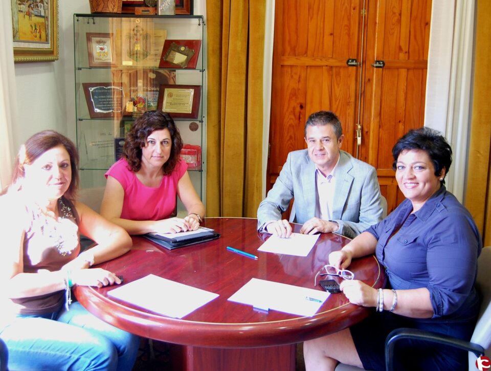 El director territorial de Bienestar Social visita Monforte