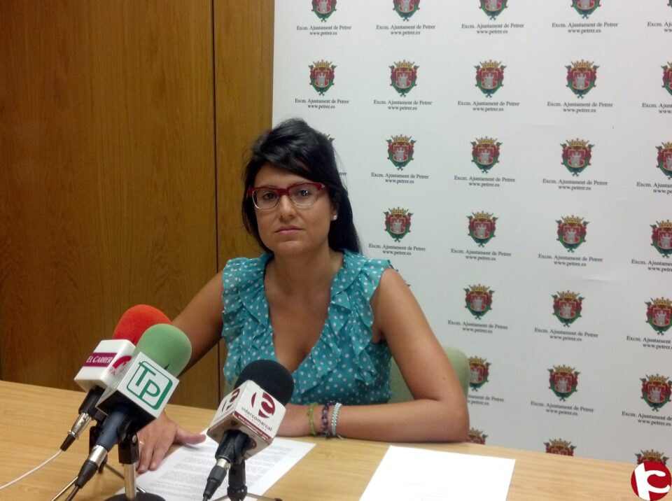 PSOE: Es ofensivo que el PP invierta sólo 3 por parado