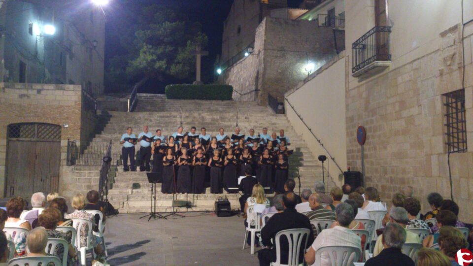 Fotonoticia Concierto Coral Monfortina en Santa Pola