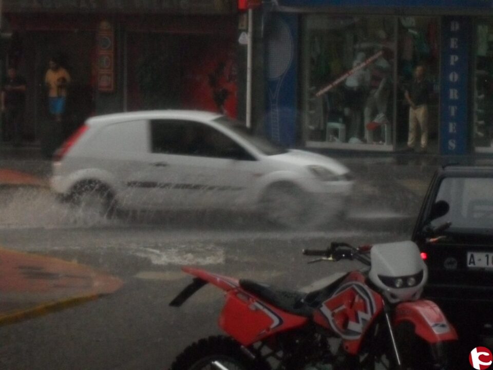 Fuerte tormenta acompañada de piedra en la comarca