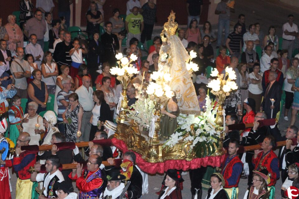 INVITACIÓN A VER LA PROCESIÓN DEL DÍA 8 EN EL RABAL