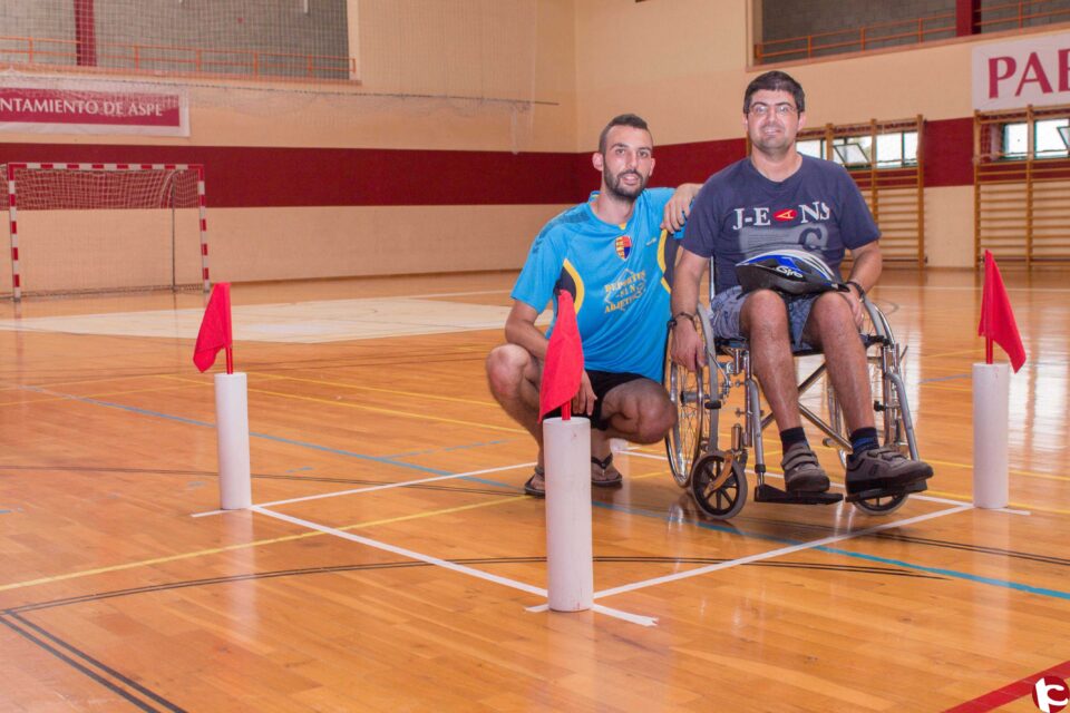 El estudiante de la UMH Antonio Pardo crea el primer club deportivo dedicado a fomentar el deporte adaptado en Elche