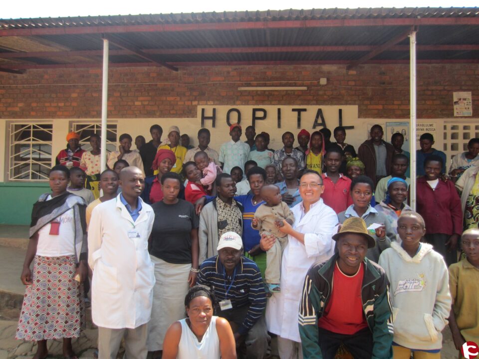 La UMH convoca 13 becas para el Máster Interuniversitario de Cooperación al Desarrollo