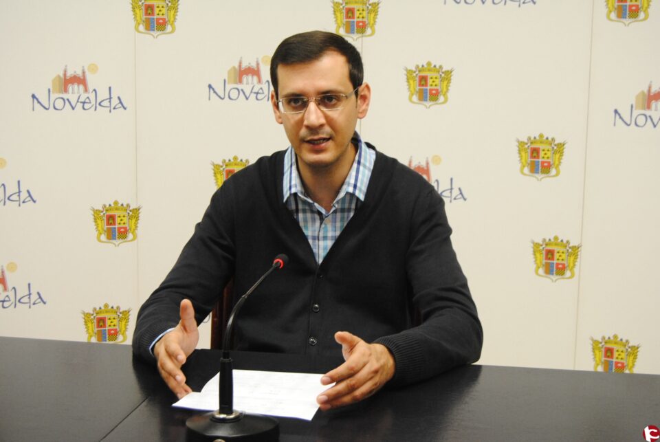 Un espectacular montaje para interpretar en el Auditorio Nacional de Madrid la obra El Ilustre Marino