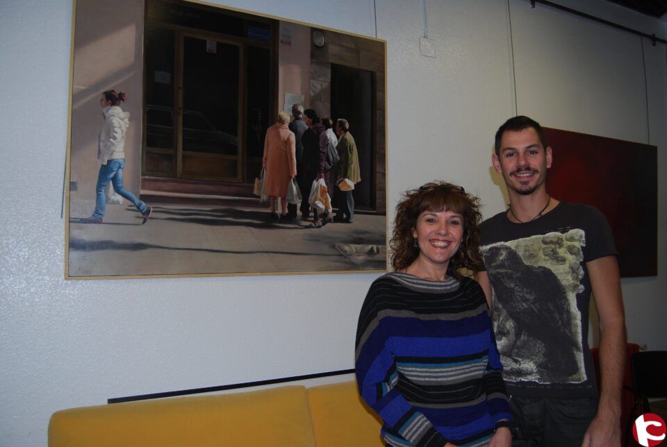 Antonio Morales dona un cuadro al Ayuntamiento de Villena