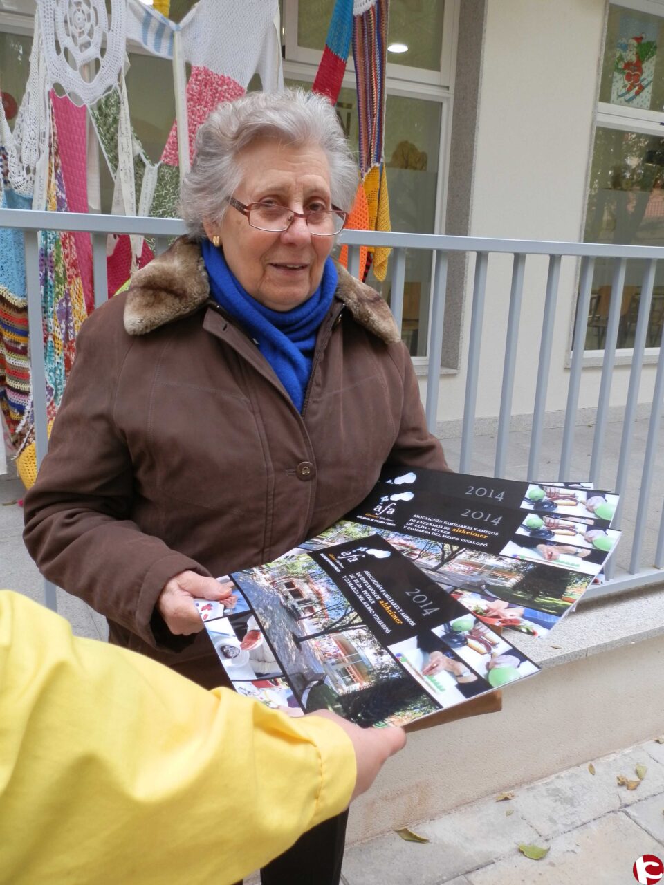 Ya está en venta el Calendario 2014 de la Asoc. de familiares y amigos de enfermos de ALzheimer de Elda