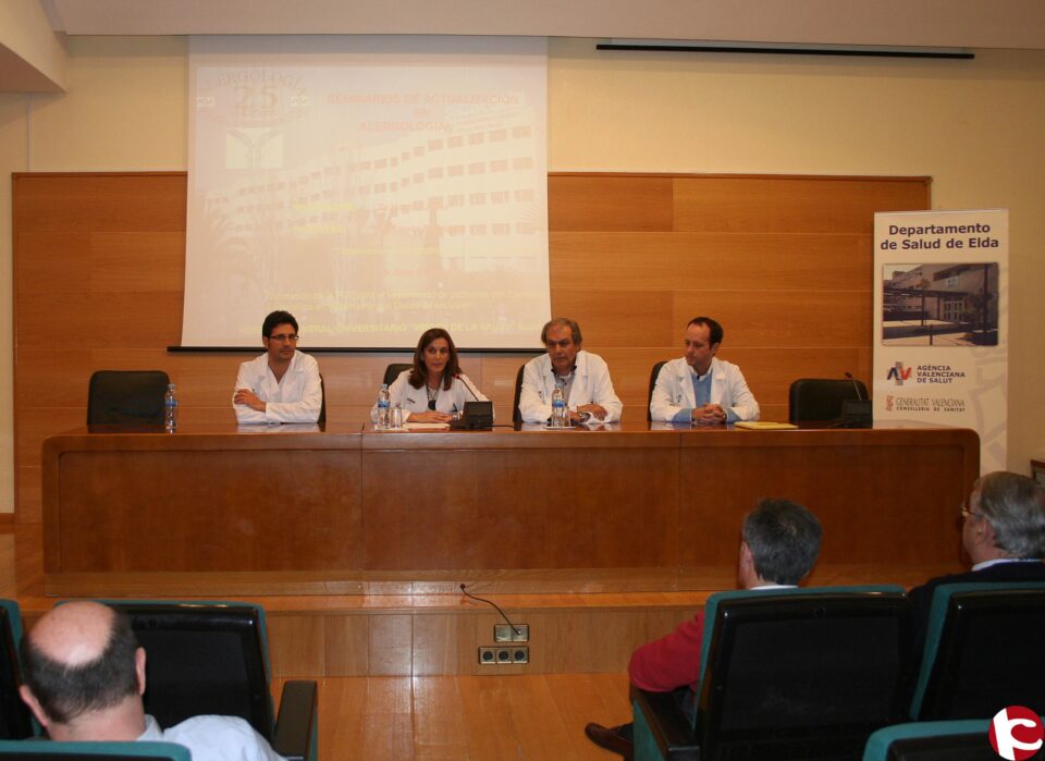 El Hospital de Elda reúne a 20 alergólogos de Alicante en un seminario de actualización
