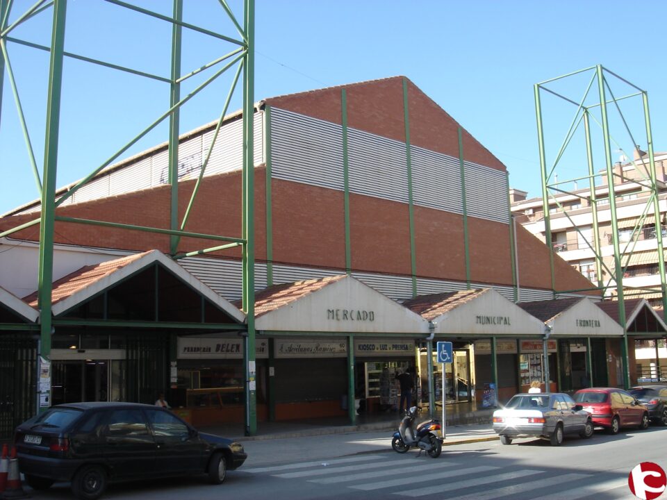 Calidad y servicio en el Mercado Frontera para tus compras navideñas