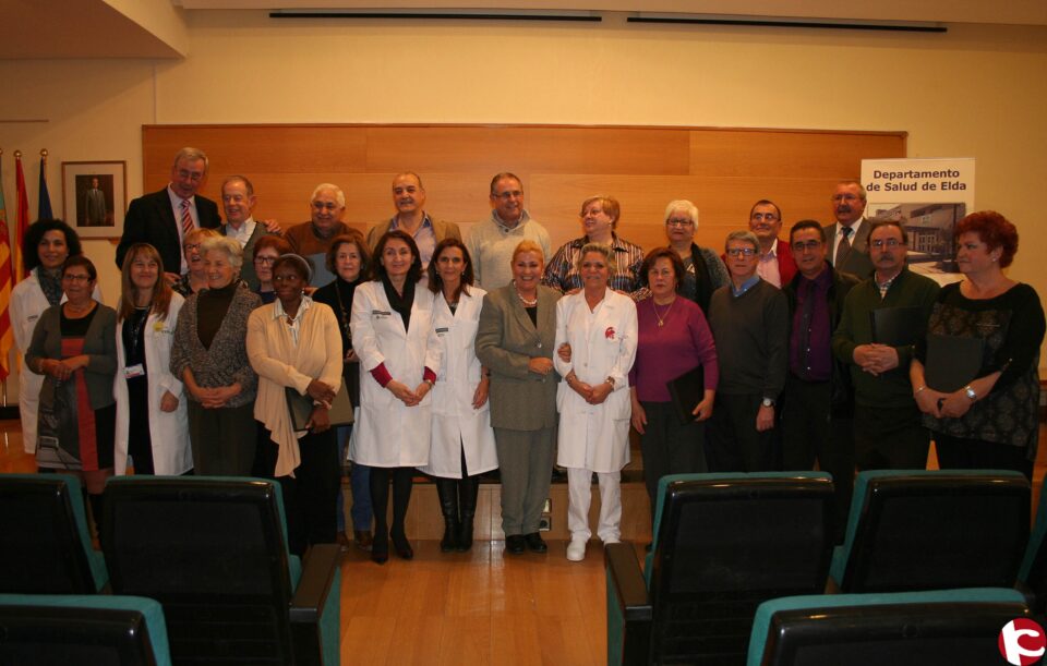 El Departamento de Elda homenajea a los 25 trabajadores jubilados en 2013