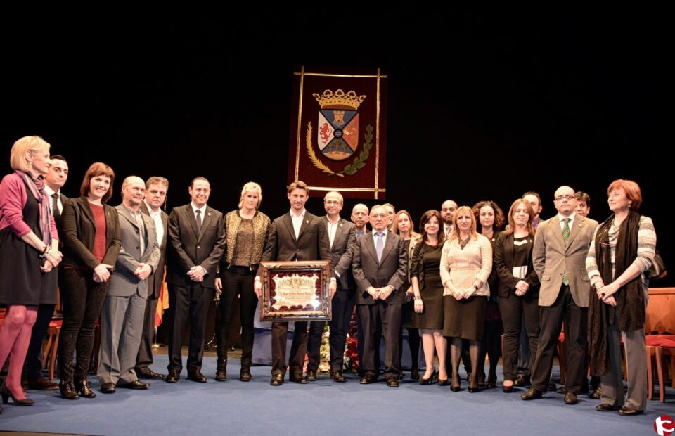 Juan Carlos Ferrero recibió el título de Hijo Adoptivo de Villena