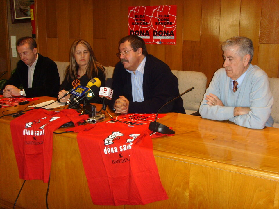 Los festeros se solidarizan y realizan el próximo domingo una donación de sangre