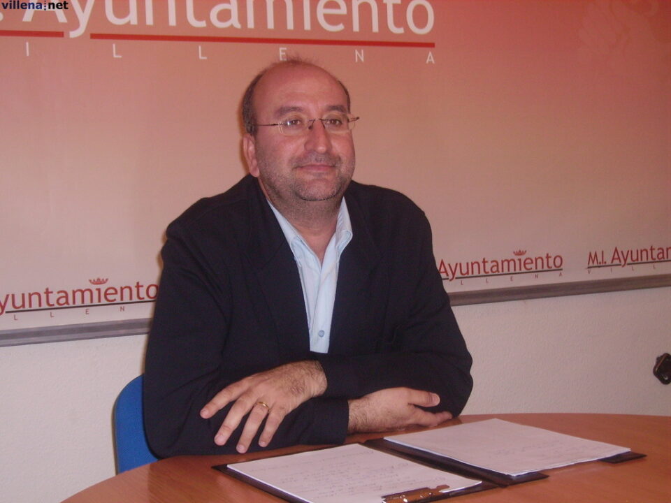 Artículo de opinión del portavoz del Psoe "EL DESVARÍO"