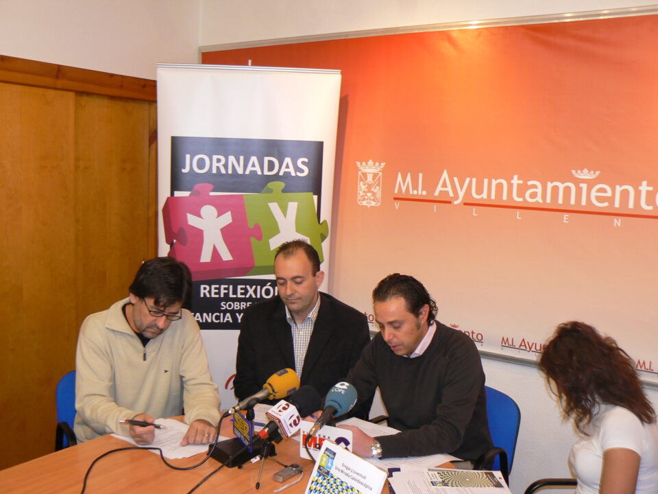 CUARTAS JORNADAS DE REFLEXIÓN SOBRE INFANCIA Y JUVENTUD