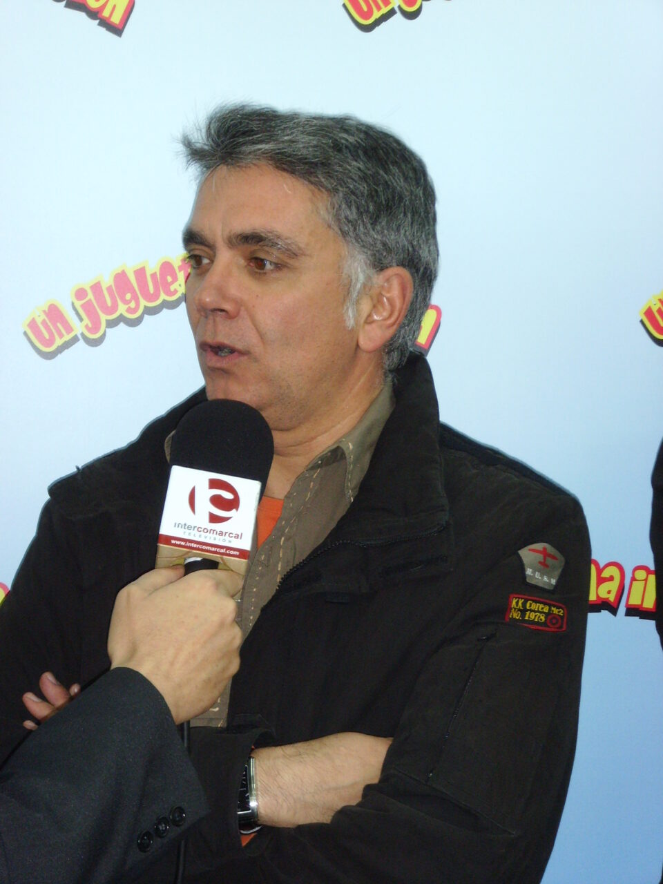 La campaña "un juguete una ilusión" llega por vez a 22 países. No se descarta que en próximos años visite el valle del juguete la Infanta Doña Elena. La campaña que organizan Radio Nacional de España y la Fundación Crecer Jugando se presenta en Castalla