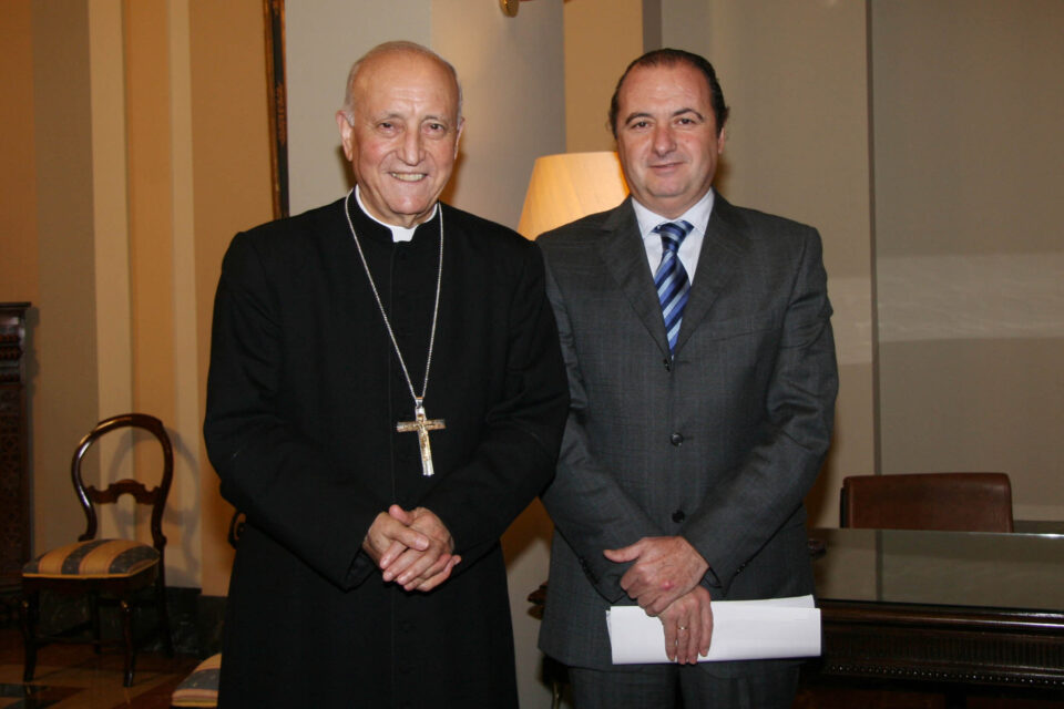 La Diputación de Alicante se incorpora como Patrono de la Fundación del Santuario de Agres