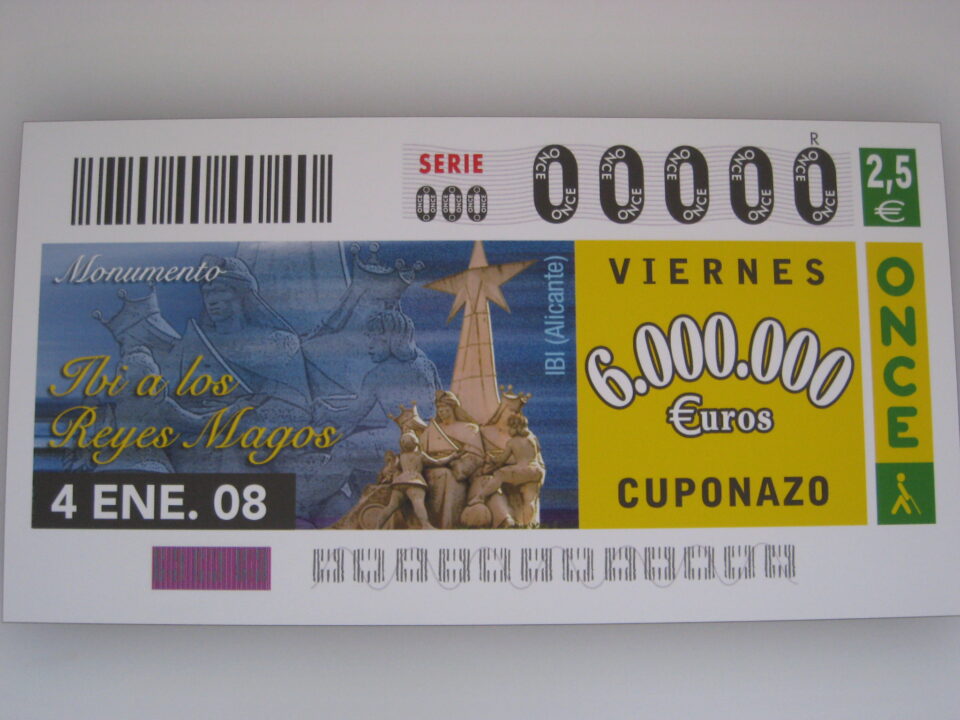 El monumento de los Reyes Magos de Ibi decora el cupón de la ONCE