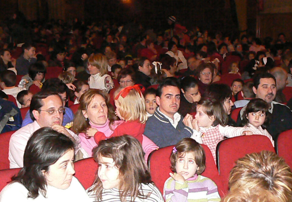 Más de 1500 niños en la I Semana Navideña en Villena