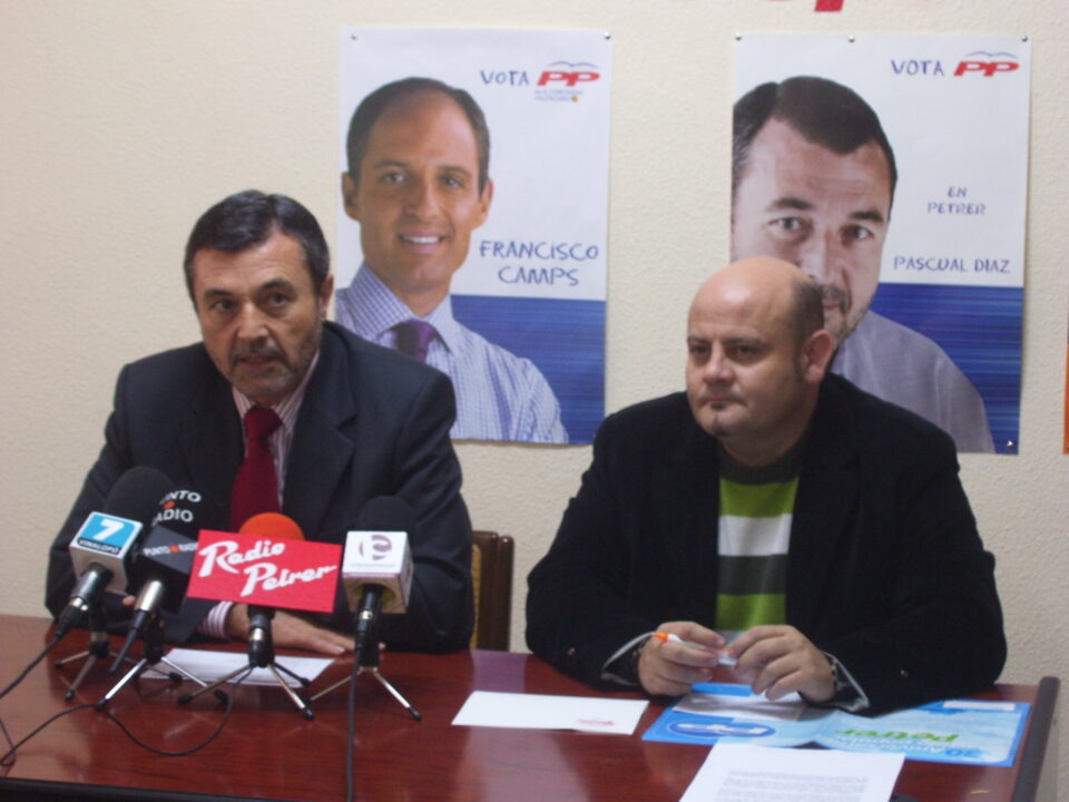 Manuel Fraga visitará la sede del PP de Petrer 30 años después de haberla inaugurado él mismo