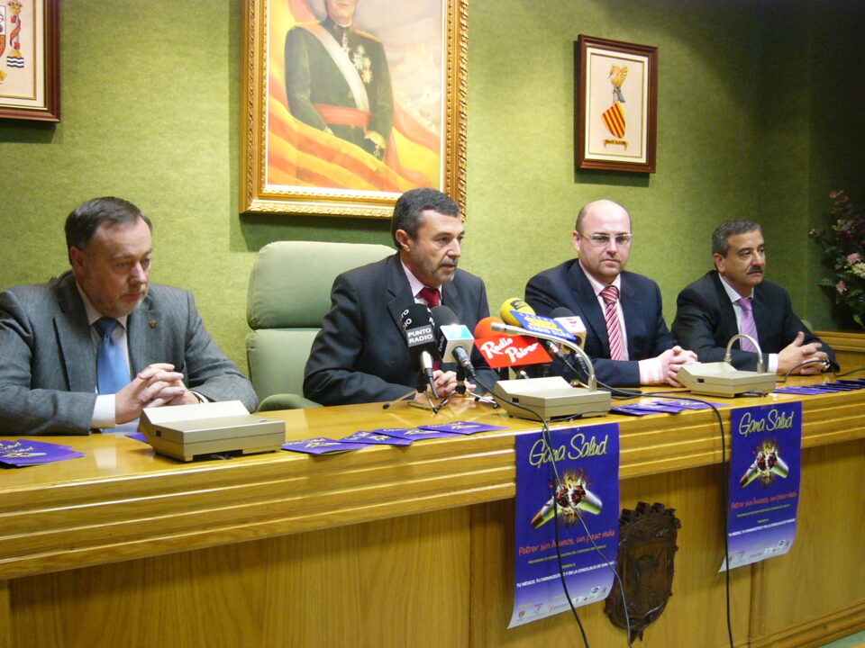 El Ayuntamiento de Petrer presenta el programa Petrer sin humos