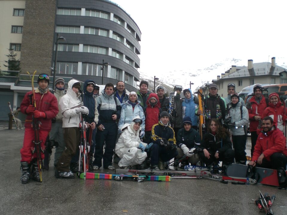 Los monfortinos disfrutaron del fin de semana en la nieve