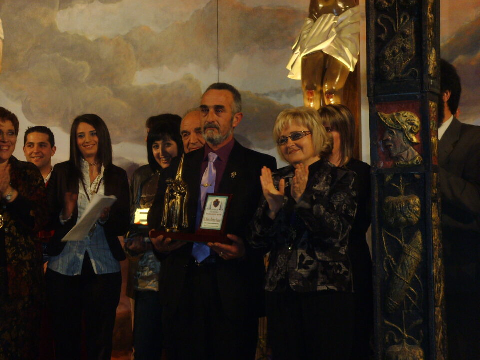 Estudian acercar las tradiciones de Aspe y Villena con un posible "hermanamiento". El pregón de Semana Santa contó con gran afluencia de público