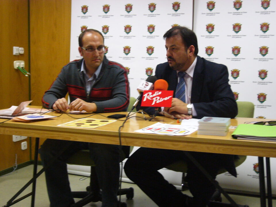 La concejalía de Patrimonio pretende acercar el Museo Municipal a los vecinos y escolares de Petrer con exposiciones itinerantes