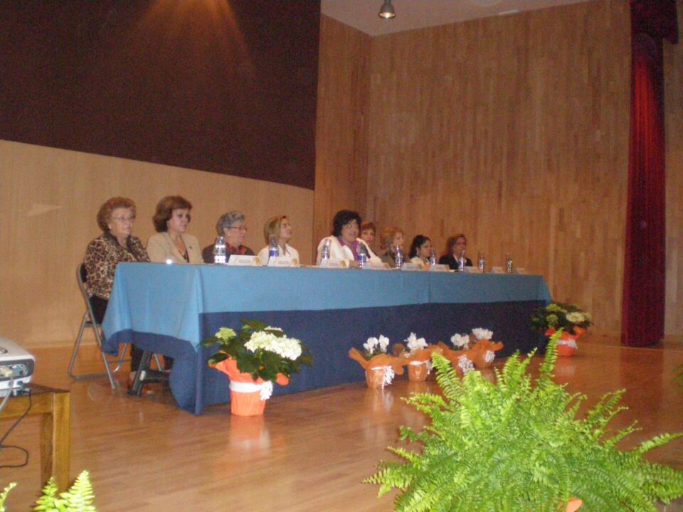 Más de 400 personas participan en la Semana de la Mujer