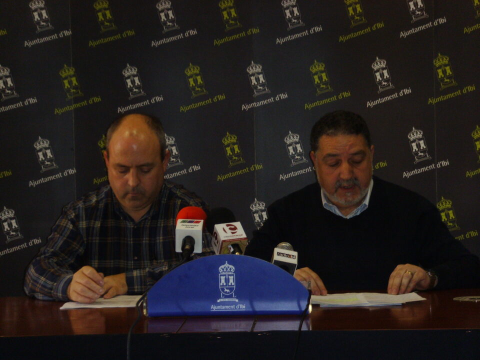 El PSOE dice que la alcaldesa pidió la "muerte" de Rodríguez Zapatero en un medio público. Mayte Parra